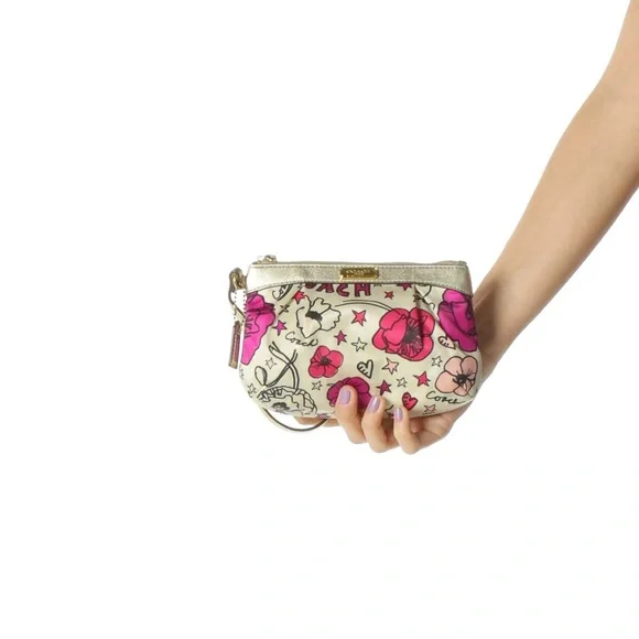 NWT Coach Poppy Kyra Wristlet in Beige/Pink Purple Floral Pattern - Picture 2 of 8